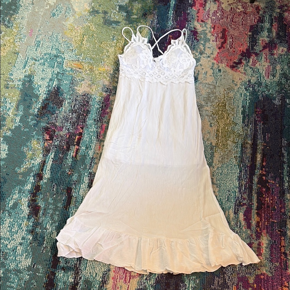 Flowy Lace Sun Dress